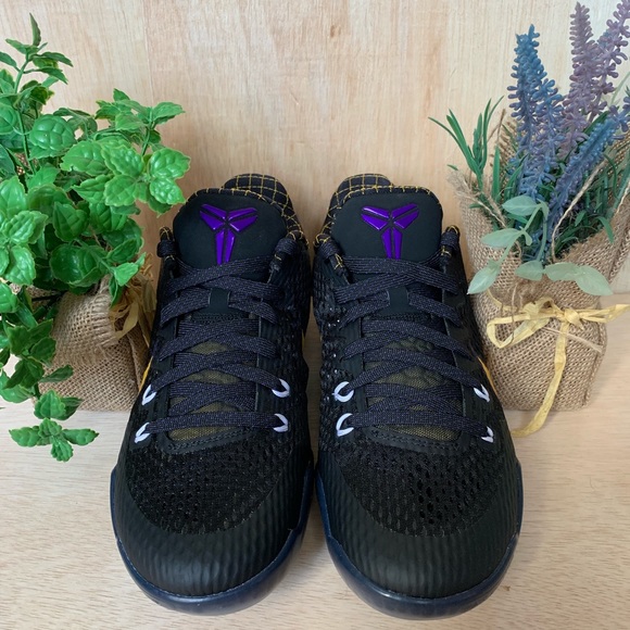 ✅SOLD Nike Kobe XI 11 Carpe Denim Shoes - Picture 6 of 8